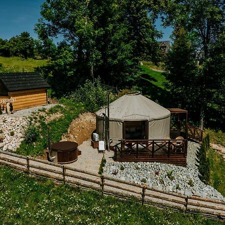 Jurta Na Wypasie - Luksusowy Namiot Z Widokiem Na Gory - Jacuzzi, Sauna, Split Ac, Private, Star View Zakopane Eksteriør bilde